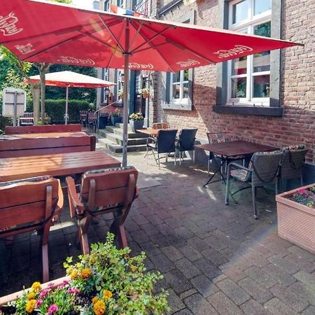 Hotel Restaurant Mathildenhof Pulheim Exteriör bild