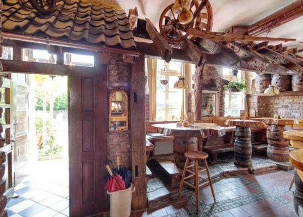 Hotel Restaurant Mathildenhof Pulheim Exteriör bild