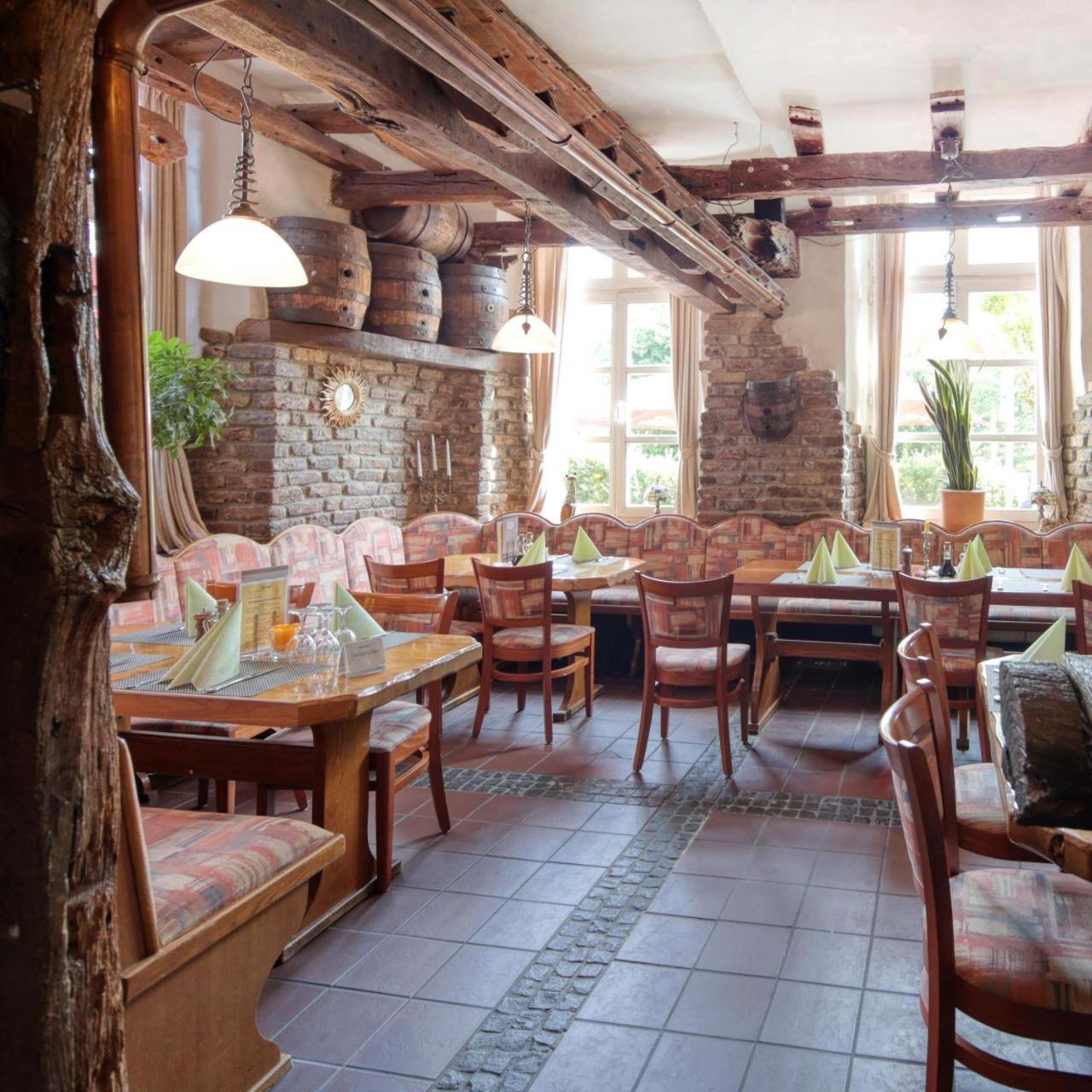 Hotel Restaurant Mathildenhof Pulheim Exteriör bild