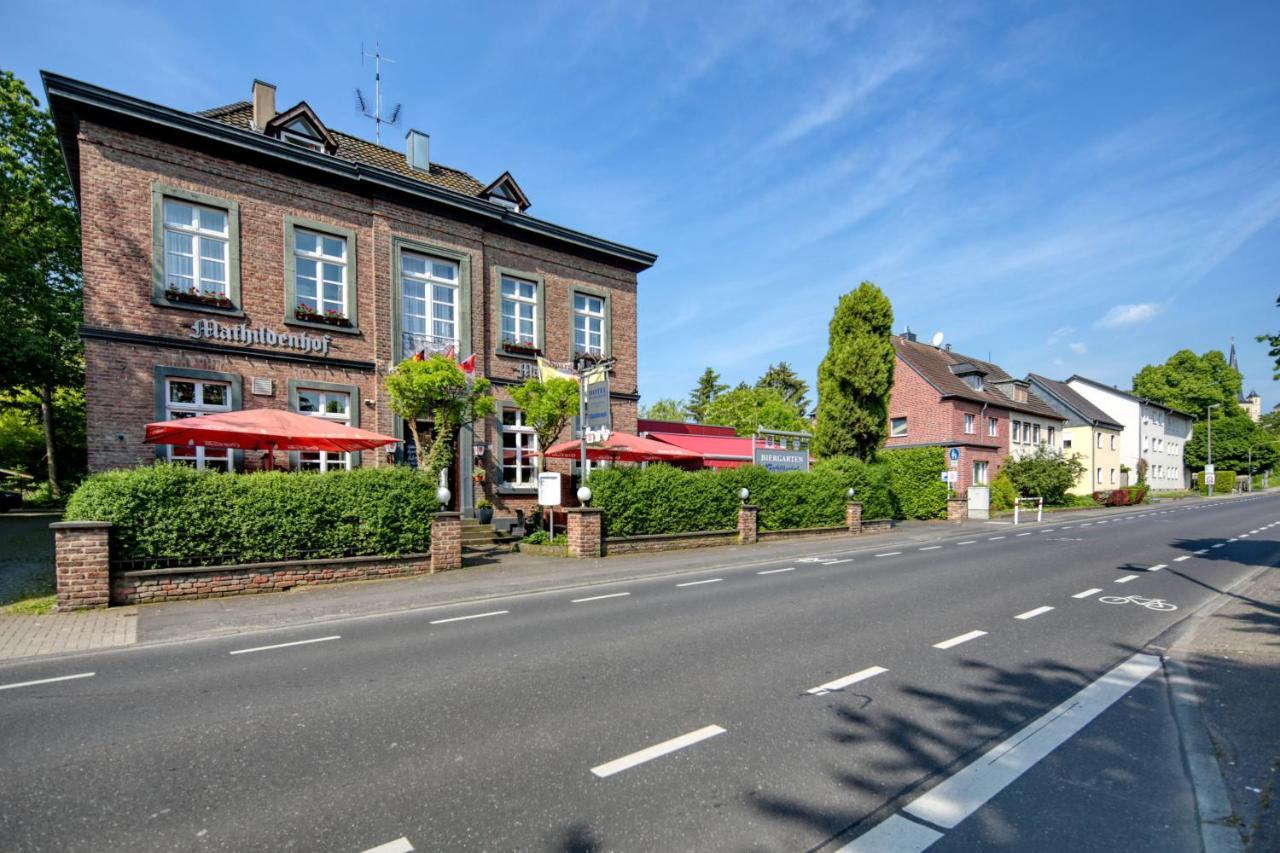 Hotel Restaurant Mathildenhof Pulheim Exteriör bild
